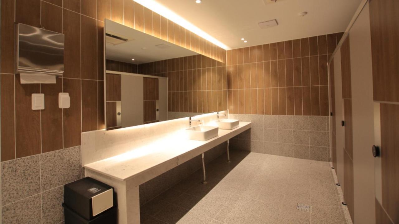 Mini Hotel 141 Kjongdzsu Kültér fotó