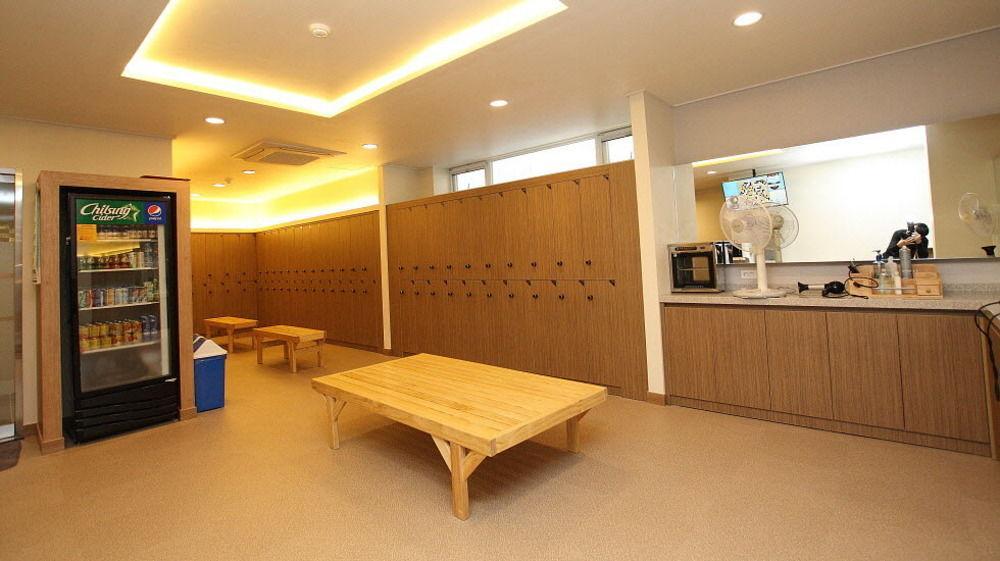 Mini Hotel 141 Kjongdzsu Kültér fotó