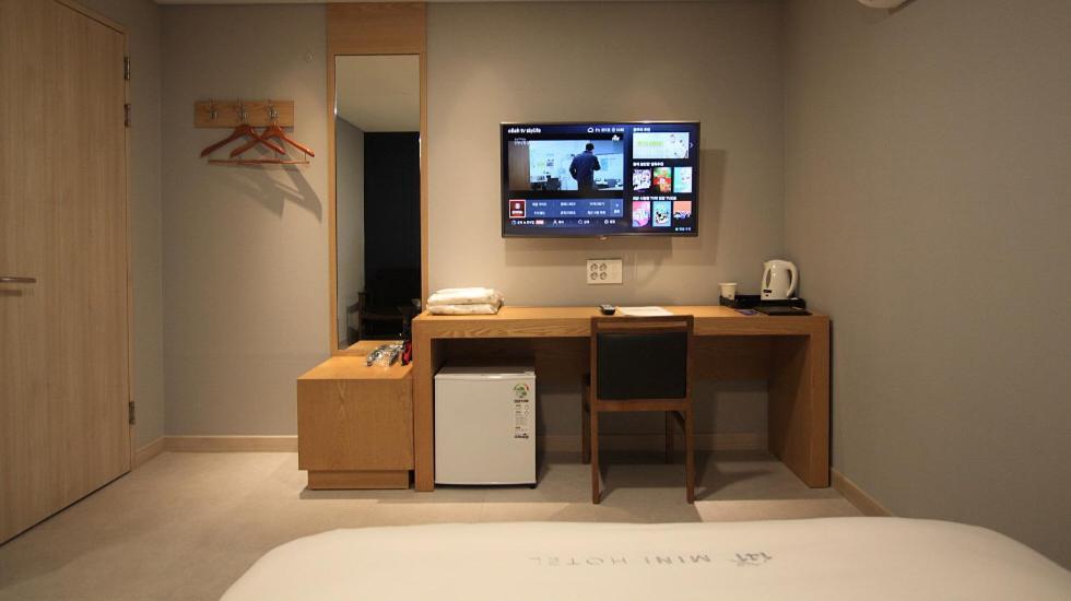 Mini Hotel 141 Kjongdzsu Kültér fotó