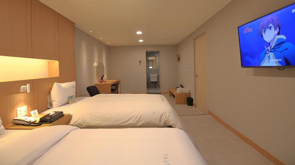 Mini Hotel 141 Kjongdzsu Kültér fotó